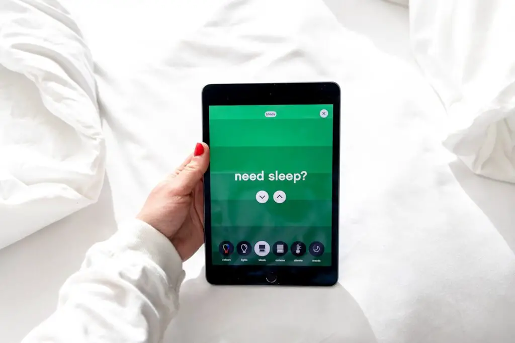 <p> Patient portals, telehealth appointments, and wearable health trackers didn’t exist. Grandparents simply visited the doctor’s office, where they often knew the receptionist, nurse, and doctor by name. Their healthcare was more personal, if sometimes less convenient. </p> :: Pexels