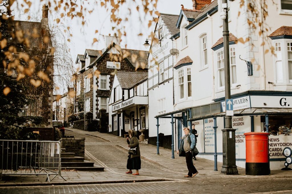 8. Locals Might Keep You at Arm’s Length at First <p> Small-town folks can be incredibly warm and loyal—but relationships take time. Longtime residents often have tight social circles and deep family histories in the area. It is not personal if people seem reserved initially. Show genuine interest, attend local events, and volunteer to help out. Over time, you will become “one of us.” </p> :: Pexels