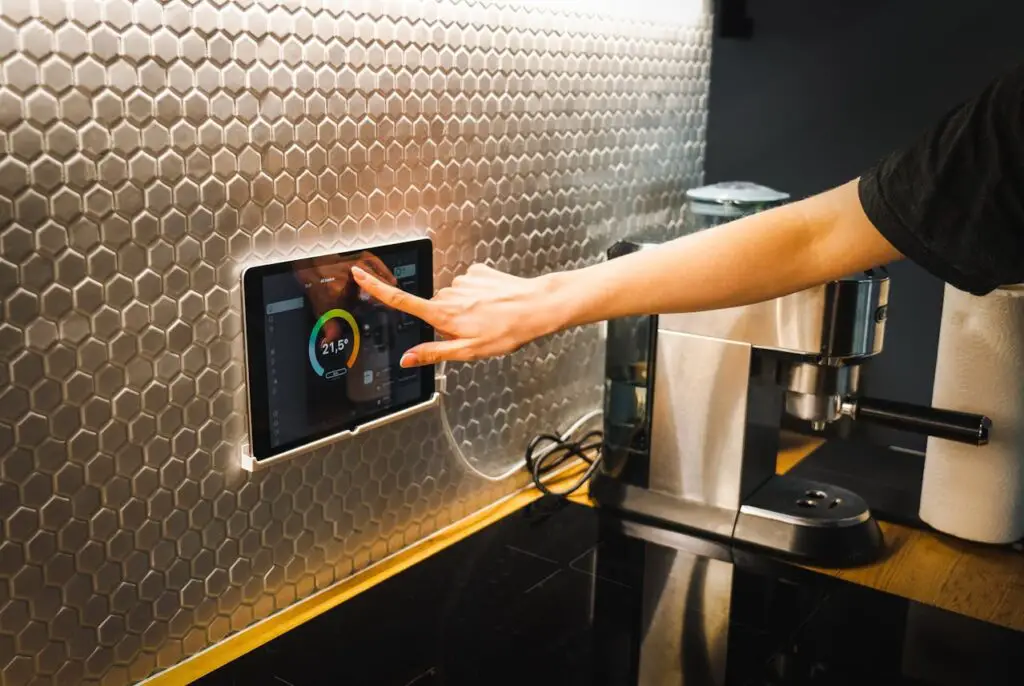 <p> Boomers might recall dreaming of futuristic gadgets in sci-fi movies. For millennials, smart thermostats, voice-activated assistants, smart locks, and video doorbells are becoming standard home features. These devices offer convenience, security, and sometimes just plain fun. </p> :: Pexels