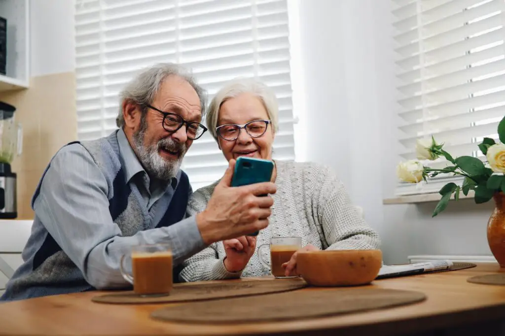 <p> Boomers once rationed long-distance calls and wrote letters to stay in touch. Now, millennials treat a solid Wi-Fi connection and a smartphone as indispensable. It’s their portal for work, banking, shopping, streaming, and video chats with friends and family. No Wi-Fi? Might as well be stranded on a desert island. </p> :: Pexels