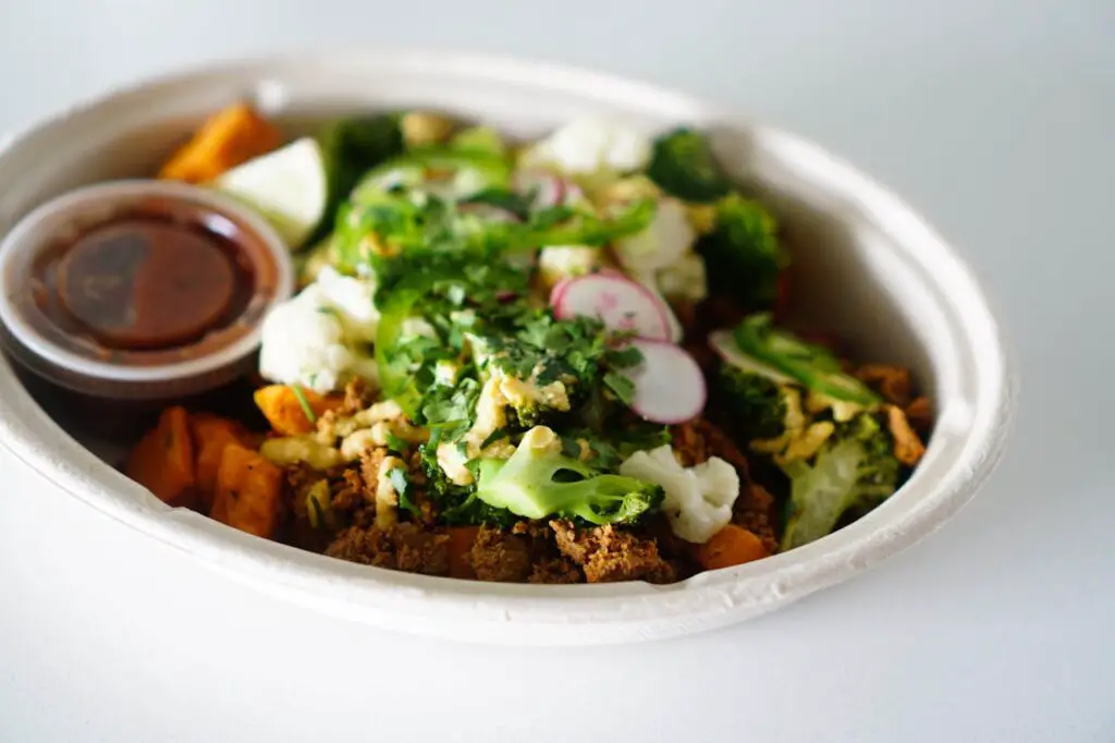 <p> Once, special diets were seen as a hassle. Now, millennials expect restaurants and grocery stores to cater to vegan, gluten-free, and plant-based needs. Whether for health, ethics, or the environment, alternative food choices have become mainstream. </p> :: Pexels