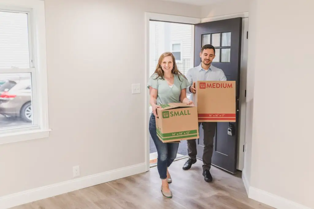 <p> If you’ve got a spare bedroom sitting empty, why not let it make money for you? Hosting guests through Airbnb or Vrbo doesn’t require hotel-management skills—just a clean space, some basic amenities, and a welcoming attitude. Depending on your location, you could earn hundreds—or even thousands—per month renting your space to travelers. </p> :: Pexels