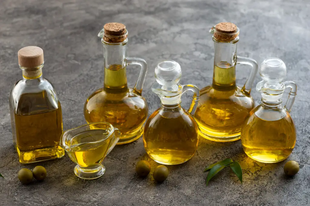 <p> Omega-6 fatty acids are essential to our diet, but too much of a good thing can backfire. Commonly found in vegetable oils like corn oil, soybean oil, and sunflower oil, an excess of omega-6 fatty acids compared to omega-3s can promote inflammation. Balancing this by adding omega-3-rich foods like fatty fish (salmon, mackerel), flaxseeds, and walnuts helps regulate your body's inflammatory response. It’s all about finding the right harmony on your plate. </p> :: Pexels