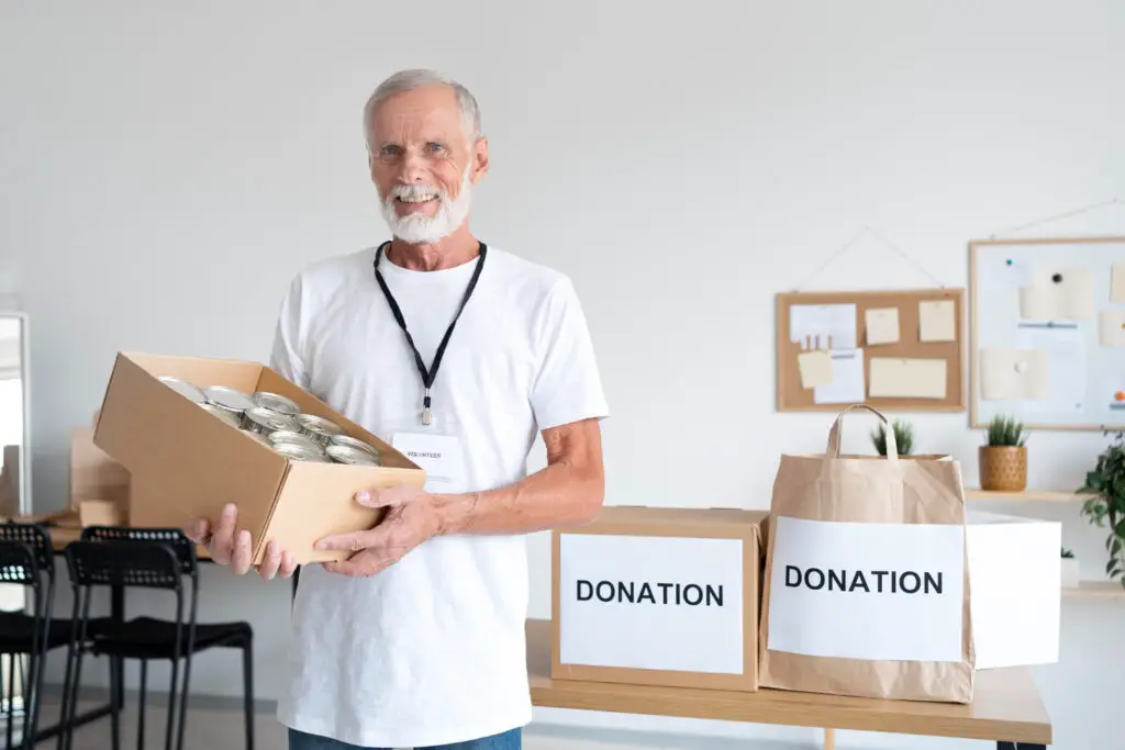 <p> Philanthropy doesn’t always mean writing big checks with lots of zeros. For baby boomers—many of whom are living on fixed incomes or carefully managing retirement savings—giving back often requires a mix of creativity, practicality, and heart. The good news? There are countless ways to support the causes you care about without draining your wallet. From donating your time to making tax-smart moves that stretch your generosity, the key is remembering that philanthropy is less about the size of the gift and more about the intention behind it. Your life experience, skills, and stories have tremendous value, and when combined with thoughtful strategies, you can make a lasting impact that doesn’t put your finances at risk. Here are ten practical and budget-friendly ways boomers can give back, feel good, and make a real difference—without going broke in the process. </p> :: Freepik