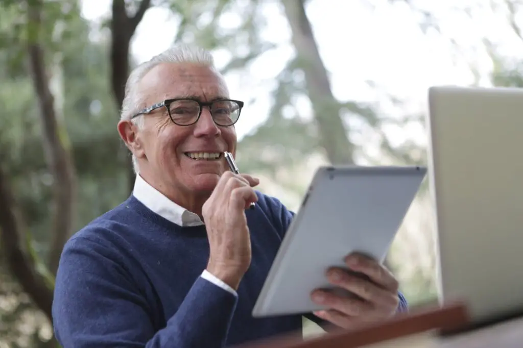 <p> Traveling is not just about adventure—it is also about feeling safe and confident. That is why many Boomers are embracing technology that supports independence on the road. Smart watches and apps can send medication reminders, track steps, and provide emergency alerts. Location-sharing tools keep loved ones in the loop without sacrificing privacy. These small but powerful tools give peace of mind to both you and your family, making it easier to focus on enjoying the journey. </p> :: Pexels