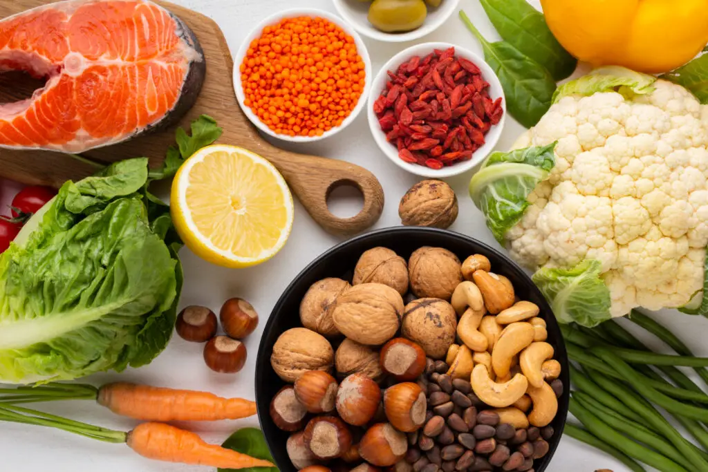<p> Inflammation may sound like just a medical buzzword, but it is at the root of many health concerns that become more common with age, such as arthritis, heart disease, and memory decline. Doctors are encouraging boomers to focus on anti-inflammatory foods to reduce these risks. That means choosing colorful fruits and vegetables, fatty fish like salmon, nuts, beans, olive oil, and flavorful spices such as turmeric and ginger. Instead of a steak and fries, think salmon with roasted veggies and a drizzle of olive oil. Little swaps like this can help ease stiffness and keep your body feeling younger. </p> :: Freepik
