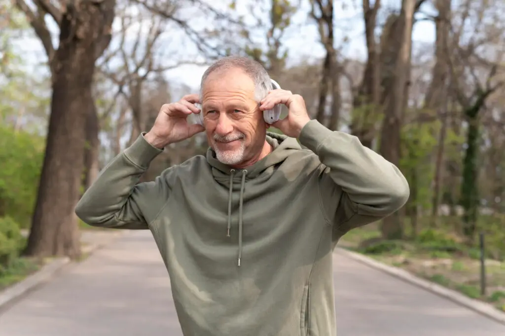 <p> When the beat kicks in, it is hard not to move. Even light physical activity—tapping your feet, clapping, dancing, or playing an instrument—stimulates coordination, balance, and blood flow. Moving to music combines exercise with joy, which makes it more sustainable. For baby boomers, this means a fun way to stay active while also boosting brain and body health at the same time. </p> :: Freepik
