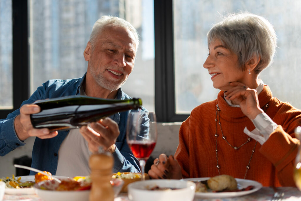 <p> Boomers may not be chasing the latest food truck on Instagram, but they absolutely enjoy dining out. Whether it is at a favorite family-style restaurant, a neighborhood diner, or a midscale sit-down spot, Boomers make up a large portion of customers in the dining industry. And when they do eat out, they expect quality—from the food itself to the service and atmosphere.

This generation also values cleanliness, order accuracy, and attentive service. They are more likely than younger generations to complain or stop returning if they have a bad experience. For food companies and restaurants, this is a wake-up call: serve Boomers well, and you will earn repeat business. Treat them carelessly, and they will not hesitate to take their money elsewhere. </p> :: Freepik