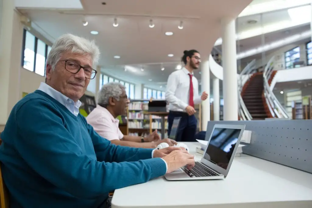 <p> Your 60s can be the perfect decade to become a student again—on your own terms. Many boomers sign up for classes at local community colleges, join book discussions, or take online courses. Some dive into history, others explore technology, while many pick up a new language for future travel. Learning keeps your brain active, sharpens memory, and provides a wonderful sense of accomplishment. Best of all, you get to study subjects you truly care about, not just those tied to a career. </p> :: Pexels