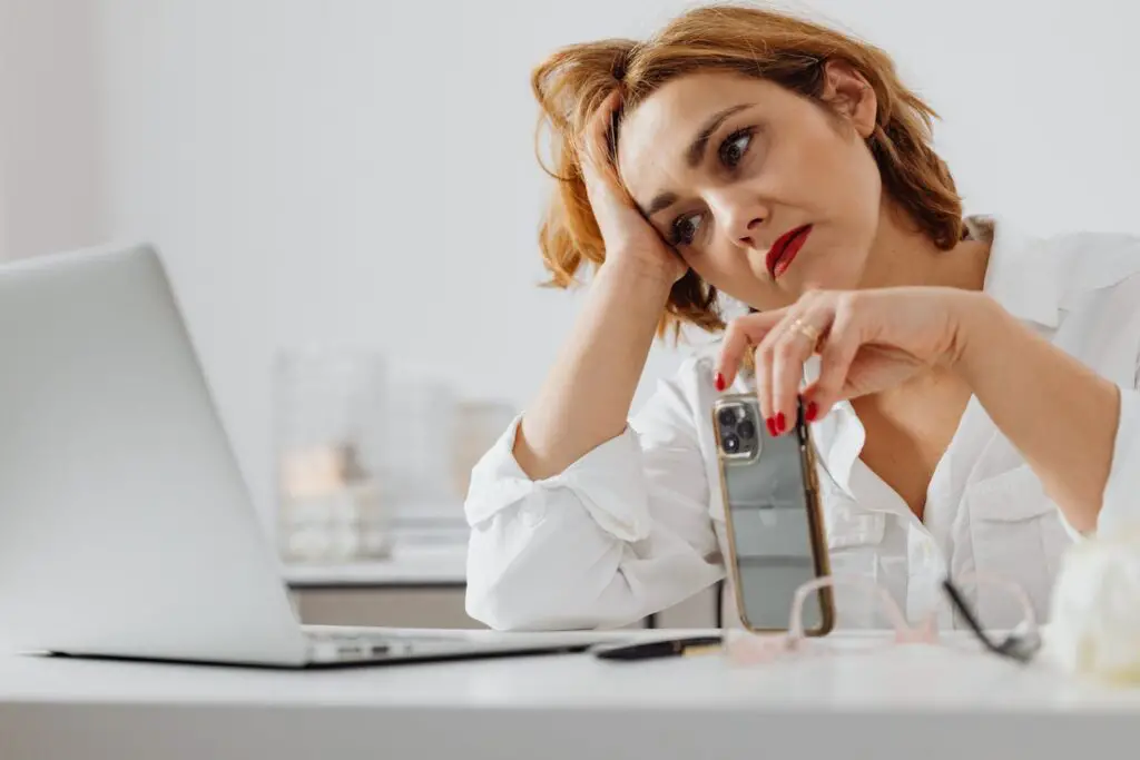<p> Even in your 40s, you might hear questions like “When are you having kids?” or “You will change your mind someday.” These comments can feel outdated and invasive, but they still happen. Over time, child-free adults learn how to set boundaries and respond with humor or calm confidence. </p> :: Pexels