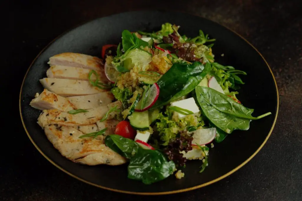 <p> Leafy greens like spinach, kale, and Swiss chard are nutritional powerhouses, but they are not ideal candidates for reheating. These vegetables contain natural nitrates, which can turn into potentially harmful compounds when reheated at high temperatures. On top of that, their bright flavor and color fade quickly when exposed to heat a second time. If you find yourself with leftover greens, add them fresh to a smoothie, mix them into a salad, or tuck them into a sandwich. You will enjoy their nutrients without losing their appeal. </p> :: Pexels