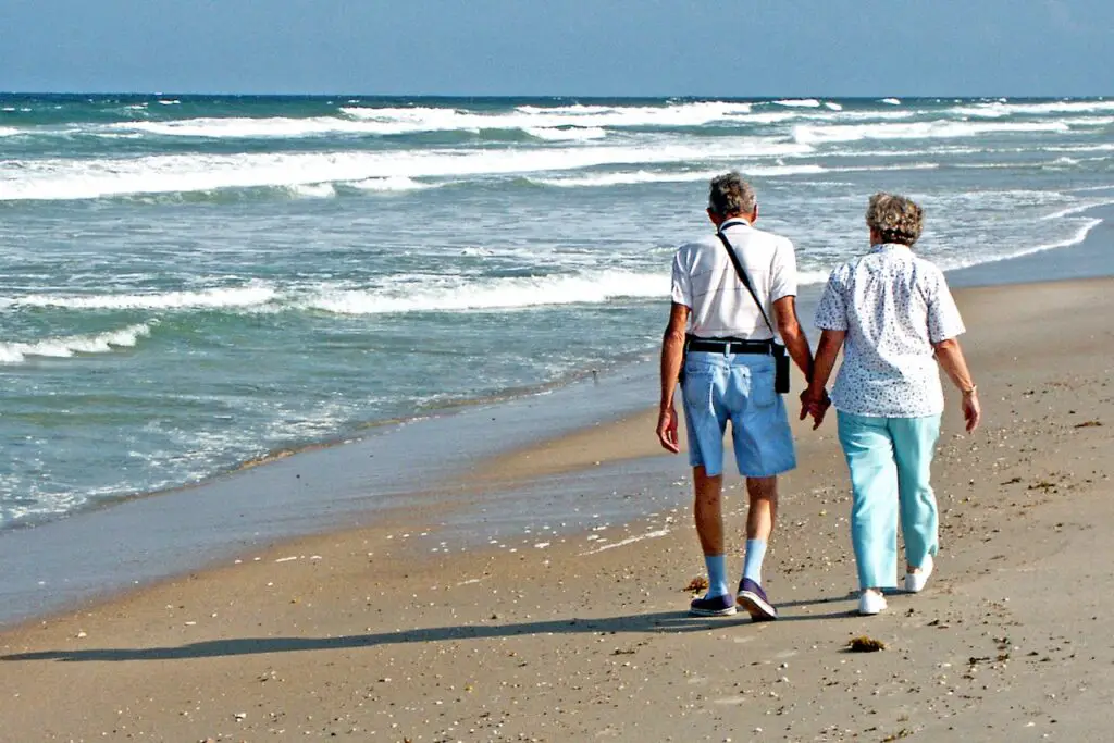 <p> It is a classic image—boomers moving south to sip iced tea on a porch in Florida or soak up the desert sun in Arizona. While some do enjoy retirement in warmer climates, the majority of boomers live all over the country, from bustling cities to quiet small towns. Many choose to stay near family, friends, and familiar communities rather than uproot. So while Florida may get the headlines, boomers are thriving everywhere, from Maine to California. </p> :: Pexels