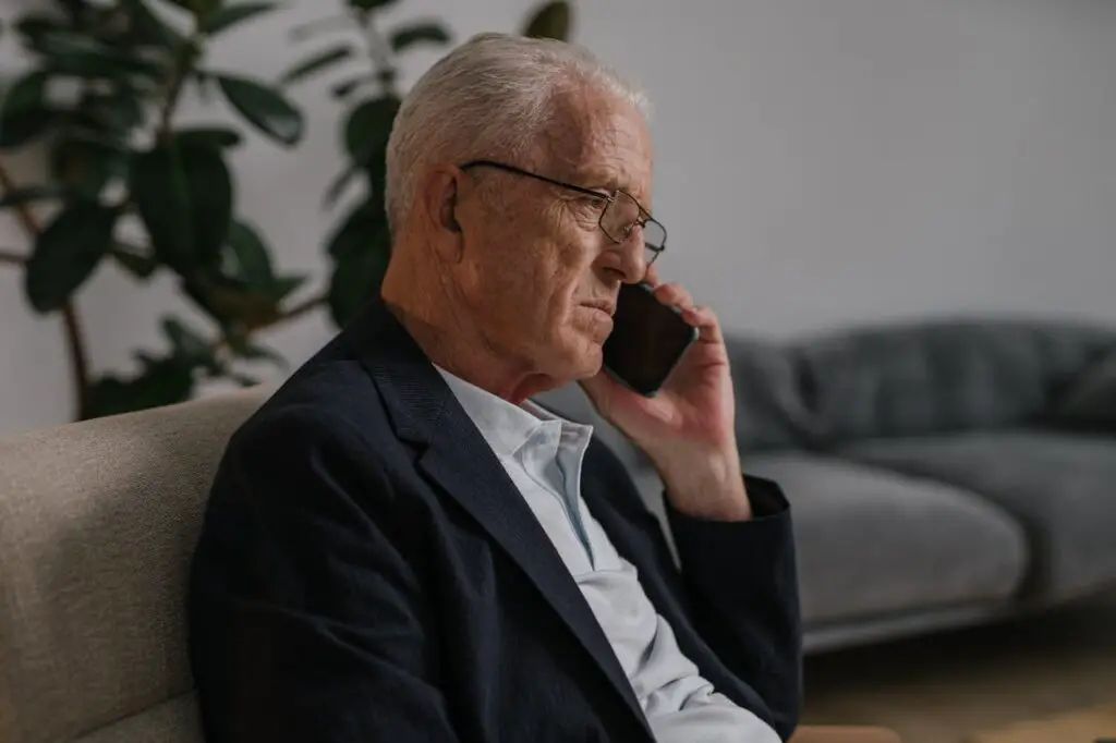 <p> Boomers were raised in a culture where a ringing phone was answered immediately. Younger people see it differently. Waiting to reply is about setting boundaries and responding when they have the energy or focus to give. A delay does not mean they are ignoring you—it just means they are busy or preserving their peace. </p> :: Pexels