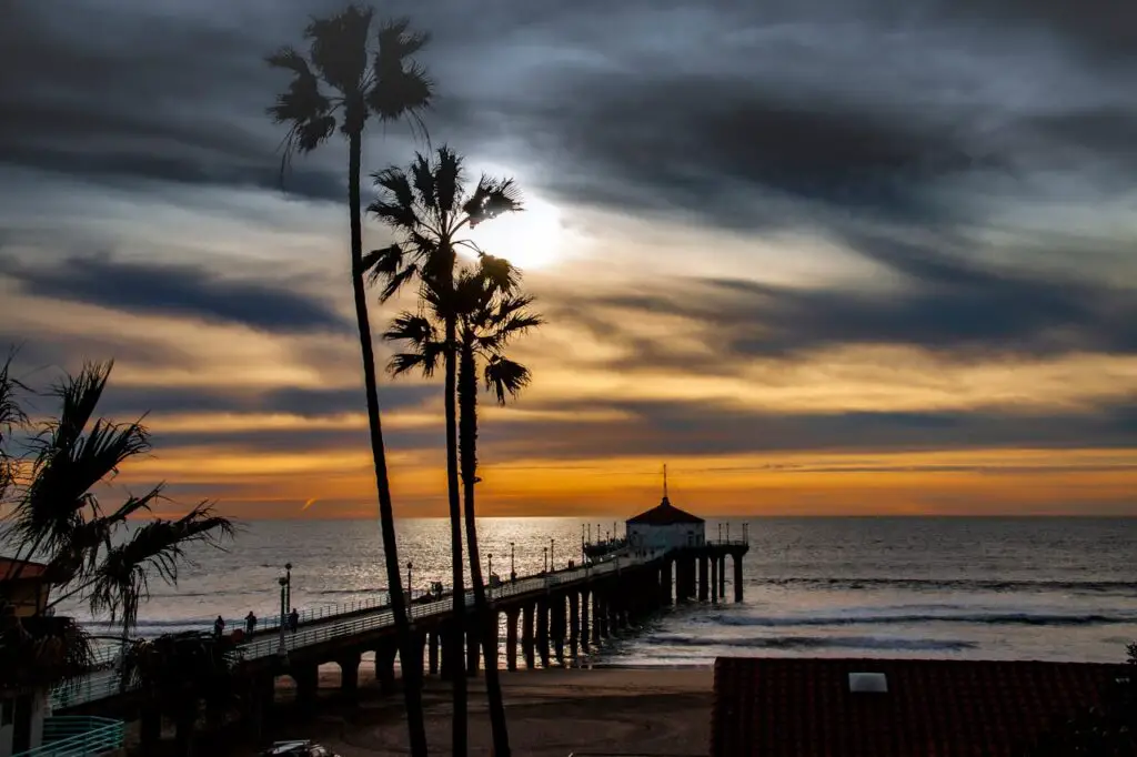 <p> For those near Los Angeles, Manhattan Beach offers a classic coastal day without the heavy tourist traffic of Santa Monica or Venice. The iconic pier is perfect for a leisurely stroll, and the wide beach is ideal for people watching, sunbathing, or catching the sunset. The downtown area is full of inviting cafes, seafood restaurants, and small shops where you can take a break. With its easy-going vibe and ocean breezes, Manhattan Beach makes for a relaxed, refreshing outing. </p> :: Pexels