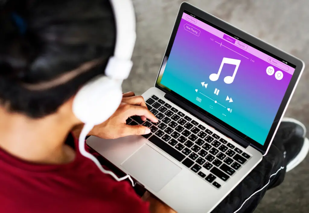 Hollywood Is Changing: 9 Music Streaming Trends Leading the Way