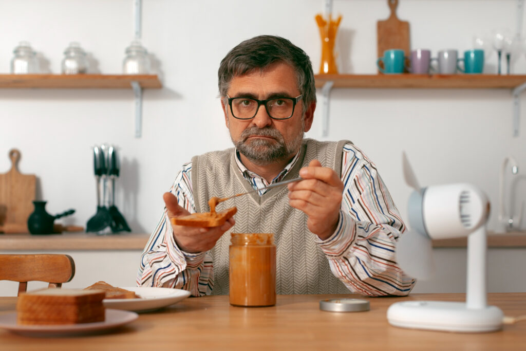 <p> Living with arthritis is challenging, especially when pain and stiffness can flare up without warning. Many people assume that joint discomfort is inevitable, but did you know that your diet can play a surprisingly big role in how your joints feel? Certain everyday foods may quietly fuel inflammation, making arthritis pain worse. While there is no magical cure, knowing which foods to limit can help you manage discomfort and improve your quality of life.

Before you panic and start tossing everything in your pantry, remember this is not about perfection. It is about making informed choices that support your joints, energy, and overall well-being. Let’s explore 11 common foods that may aggravate arthritis pain, along with practical alternatives to keep your meals both enjoyable and joint-friendly. </p> :: Freepik