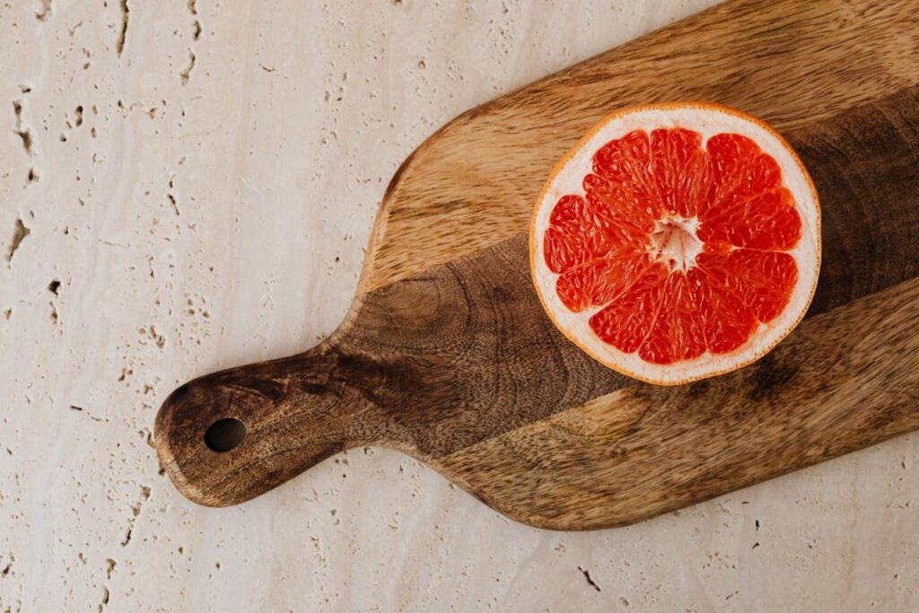 <p> Grapefruit is tangy, refreshing, and surprisingly high in soluble fiber, with half a fruit providing about 2.4 grams. Pectin, the type of soluble fiber found in the membranes and pith, helps reduce LDL cholesterol and supports heart health. Eating grapefruit before breakfast or as a mid-morning snack can help stabilize blood sugar and curb unnecessary snacking, all while delivering a burst of citrus flavor. </p> :: Pexels